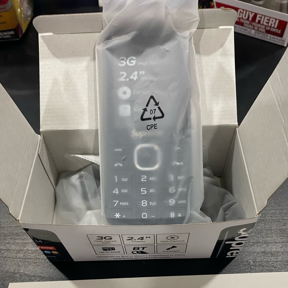 Supreme BLU Burner Phone Black